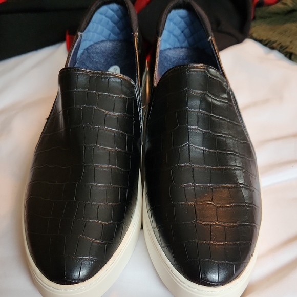 Dr.Scholls Black Croc-Embossed Slip-On Sneakers - Picture 3 of 5